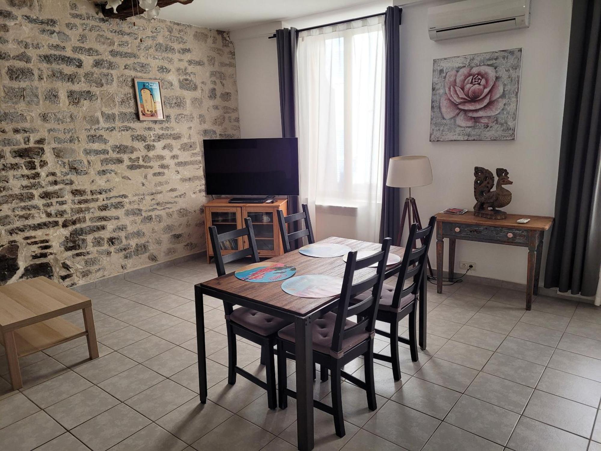 Souvenirs D'Hier Apartamento Hyères Exterior foto