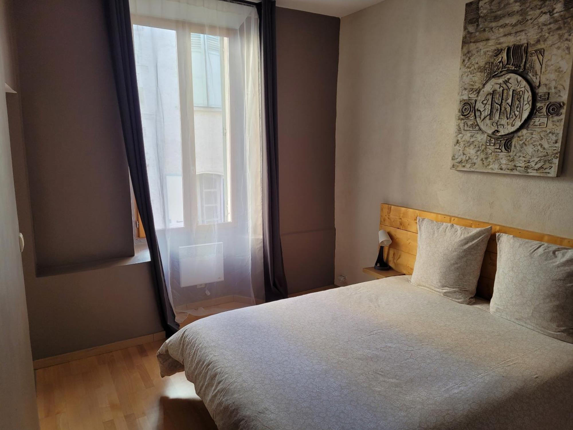 Souvenirs D'Hier Apartamento Hyères Quarto foto